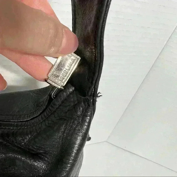 PERLINA NY GENUINE LEATHER Black Crossbody Organizer Shoulder Bag Contemprorary - Picture 11 of 13